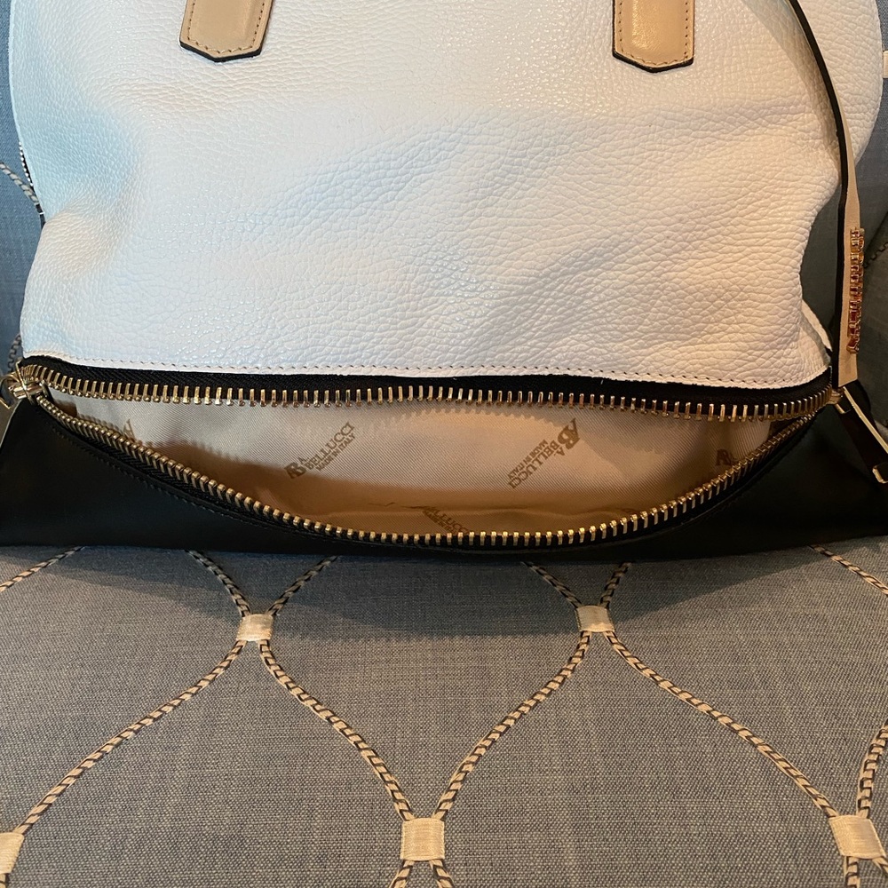 🎉HP🎉 LIKE NEW A.Bellucci genuine Italian tri-color pebble leather handbag - Picture 3 of 14
